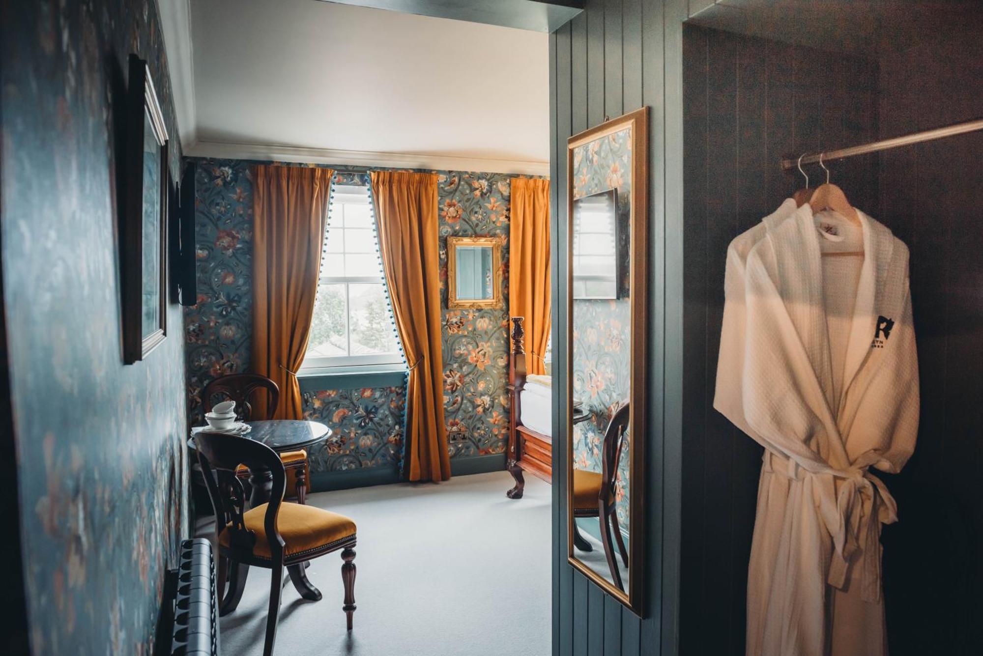 Roslyn House Hotell Tobermory Eksteriør bilde